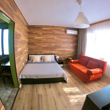 Sunset Yavorov Apartamento *