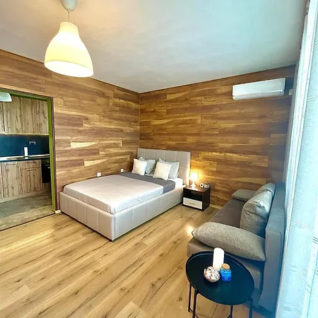 Sunset Yavorov Apartment *