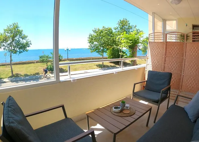 Sunset Yavorov Apartamento *